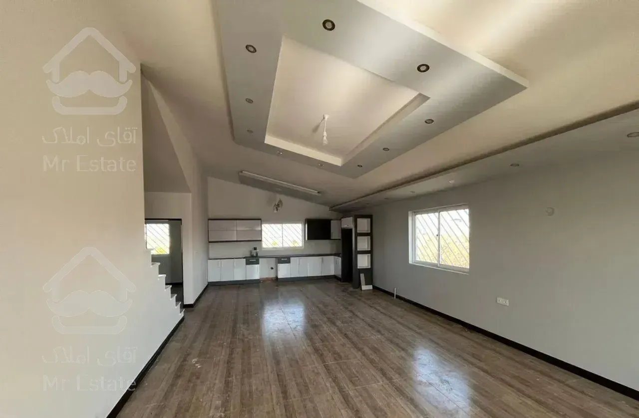 نیم پیلوت۲۶۰متری/شهرکی/سنددار/پشت پارک جنگل