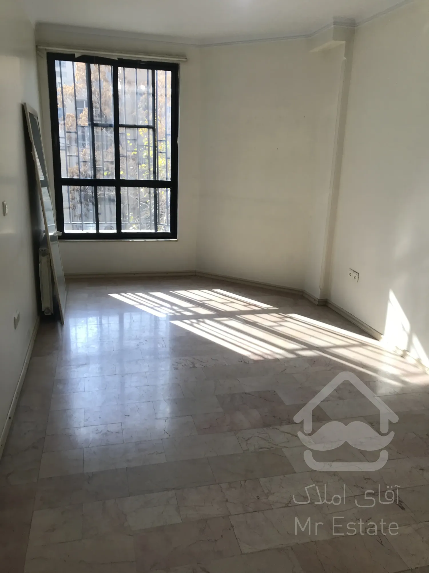 فروش آپارتمان ۱۲۶ متر ۳ خواب قیطریه نور جنوب