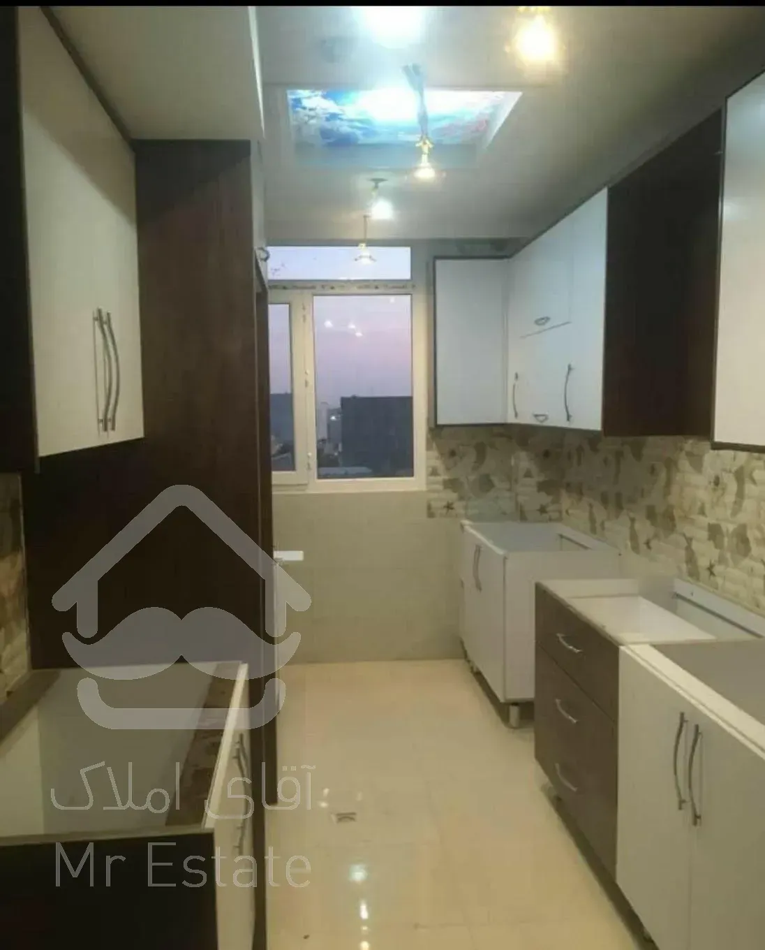 ۶۲متری/فول امکانات /بسیار خوش نقشه