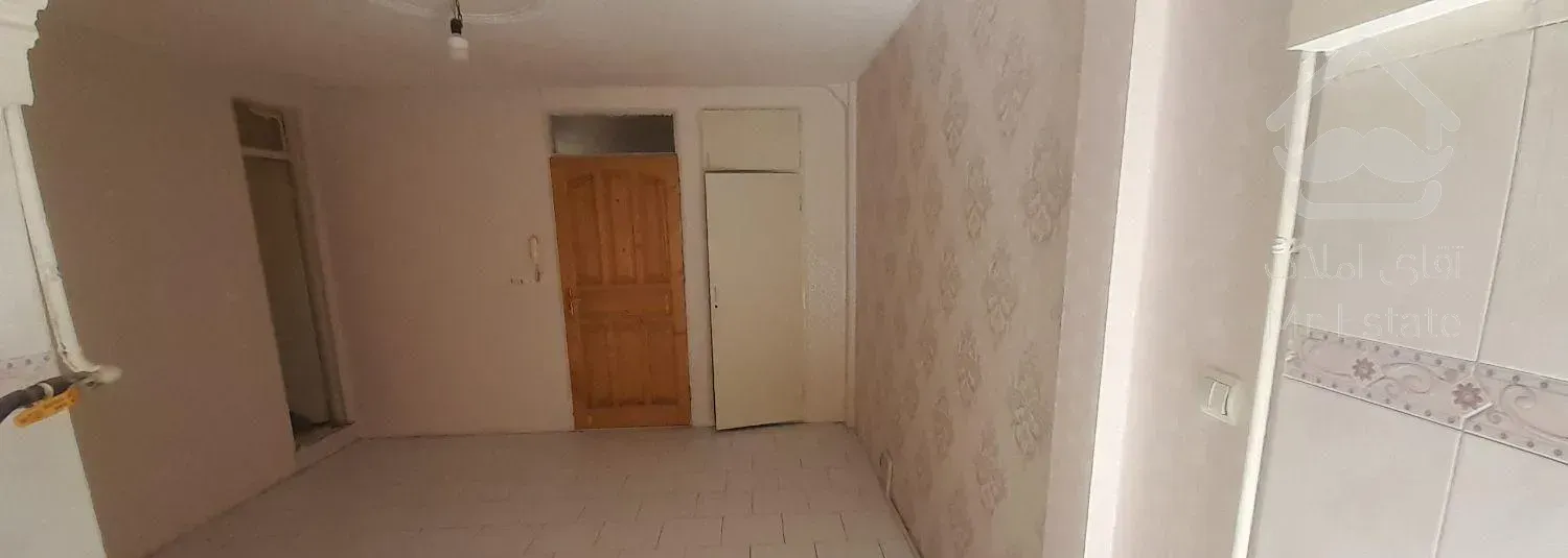 اجاره آپارتمان ۵۰ متری ۱ خوابه طبقه ۲ در منیریه