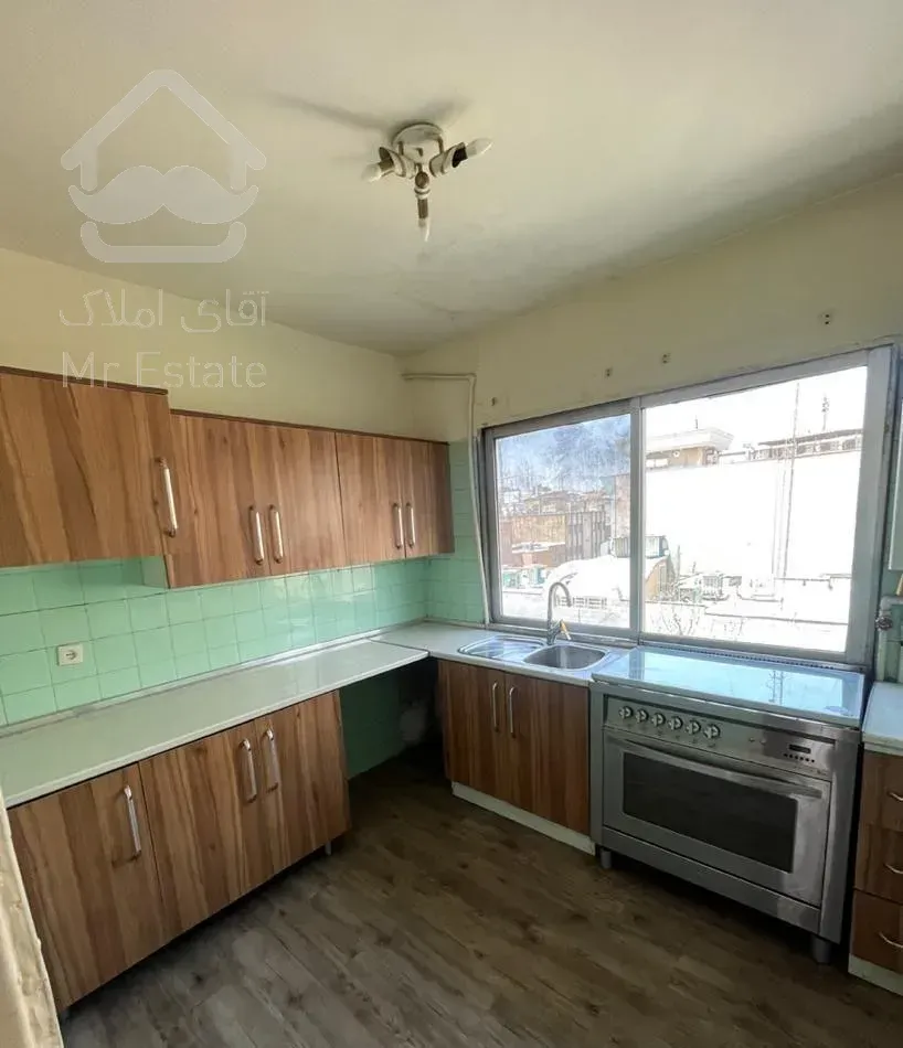 فروش آپارتمان ۸۳ متری ۲ خوابه در سنایی