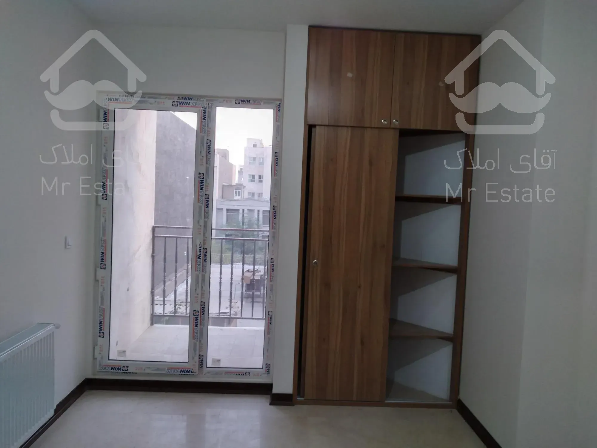 اپارتمان تک واحدی ۱۴۰متری دربلوارفردوس شرق