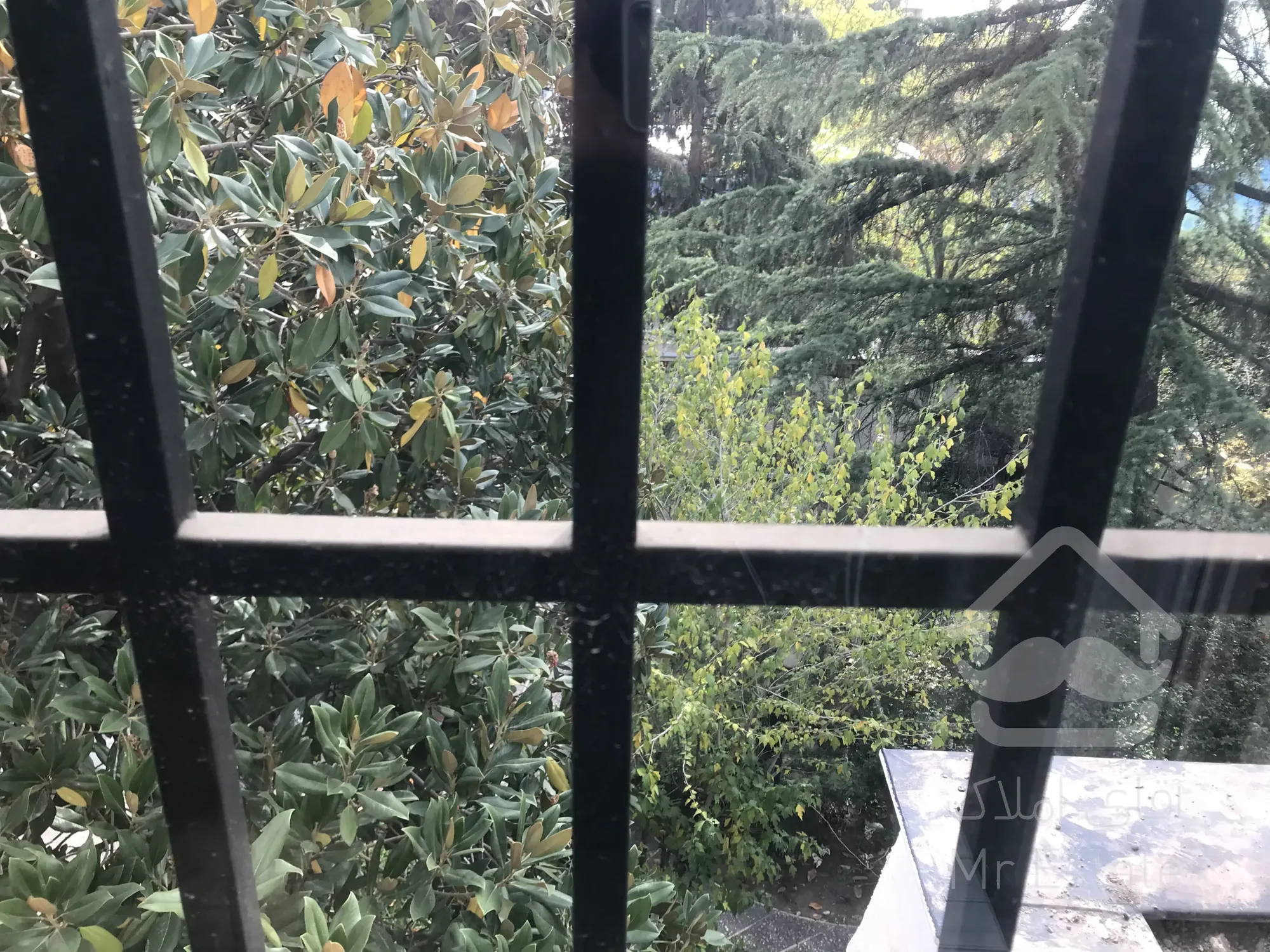 شهرک غرب فاز ۴اداری۸۰متر تاپ لوکیشن