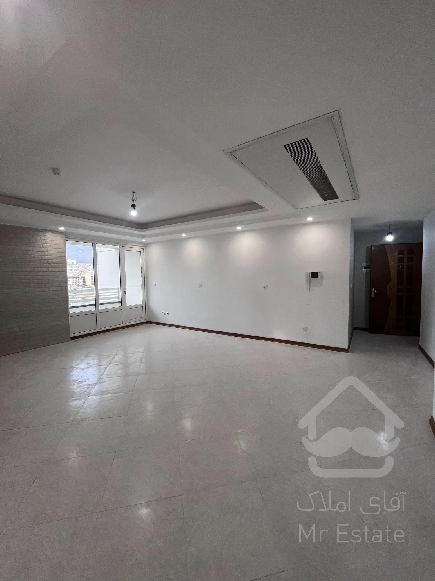 ۸۶متر۲خواب فول روبه کوچه زیر قیمت