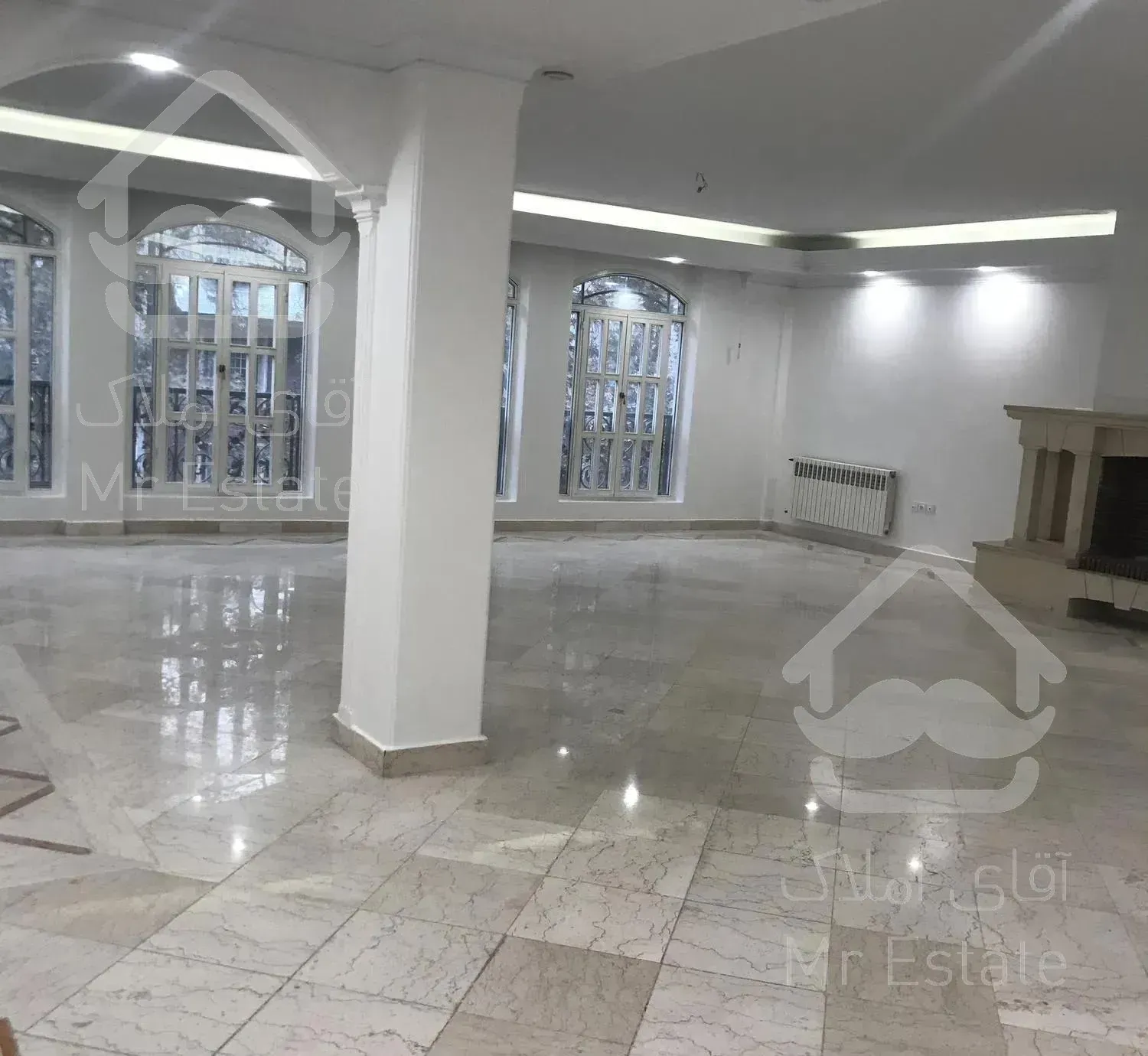 ٢٩٠متر٤خوابه ١١ساله با ٢پارکینگ