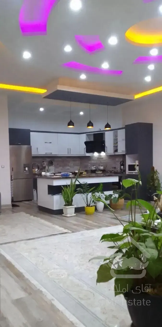 ویلا لاکچری ۳ خواب استخردار محله خلوت متل قو