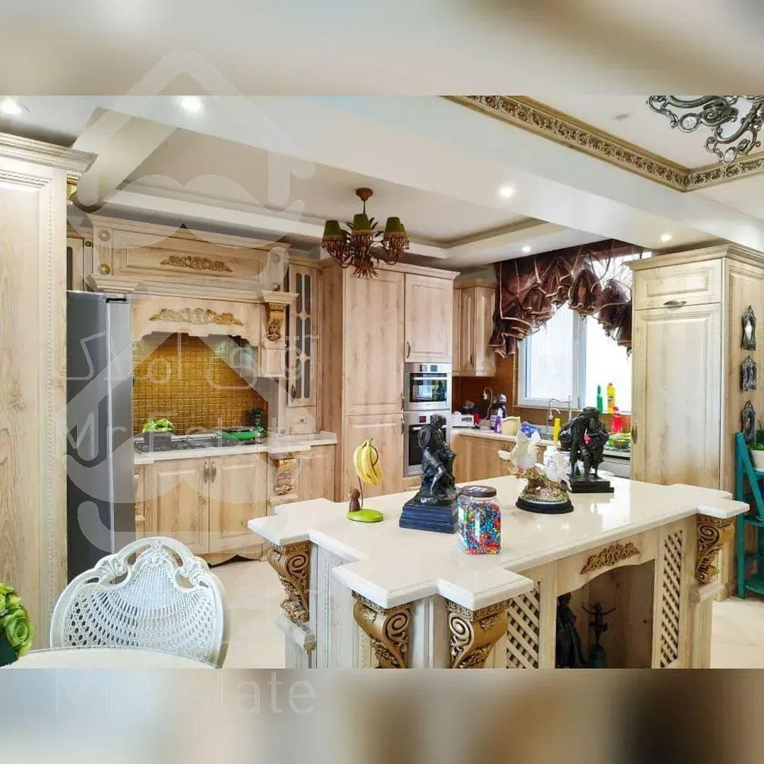 خرید آپارتمان تکواحدی در فرمانیه عمار ۲۱۰ متر ۴ خواب