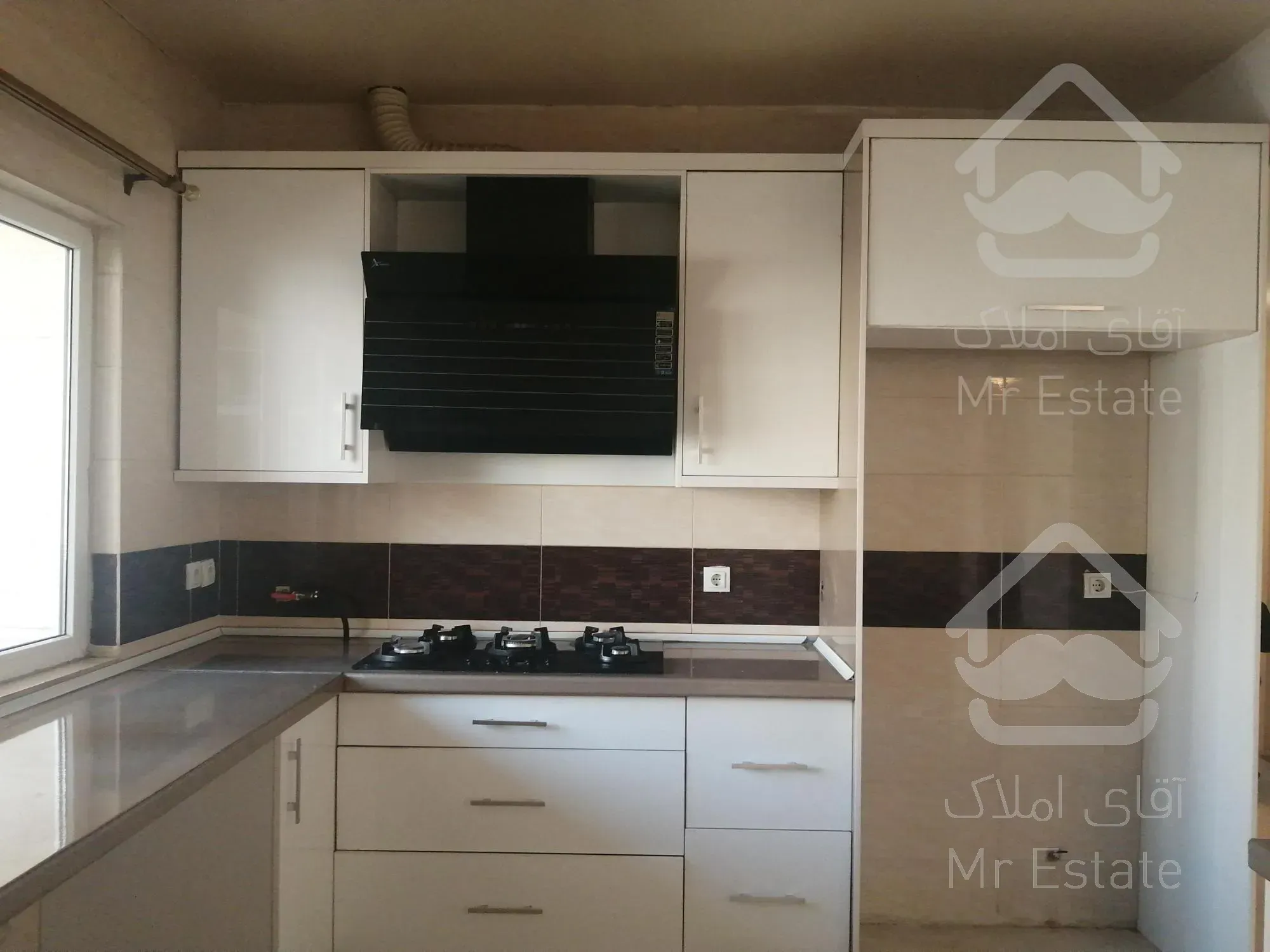 116متر 2خواب لوکیشن بی نظیر دریاچه