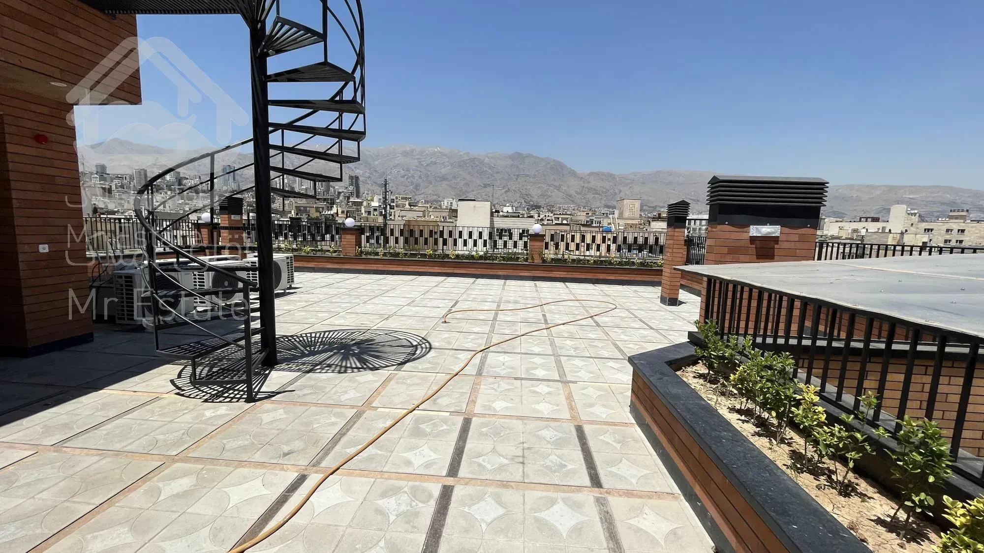 ۶٠ متر آپارتمان خوش نقشه - ظفر