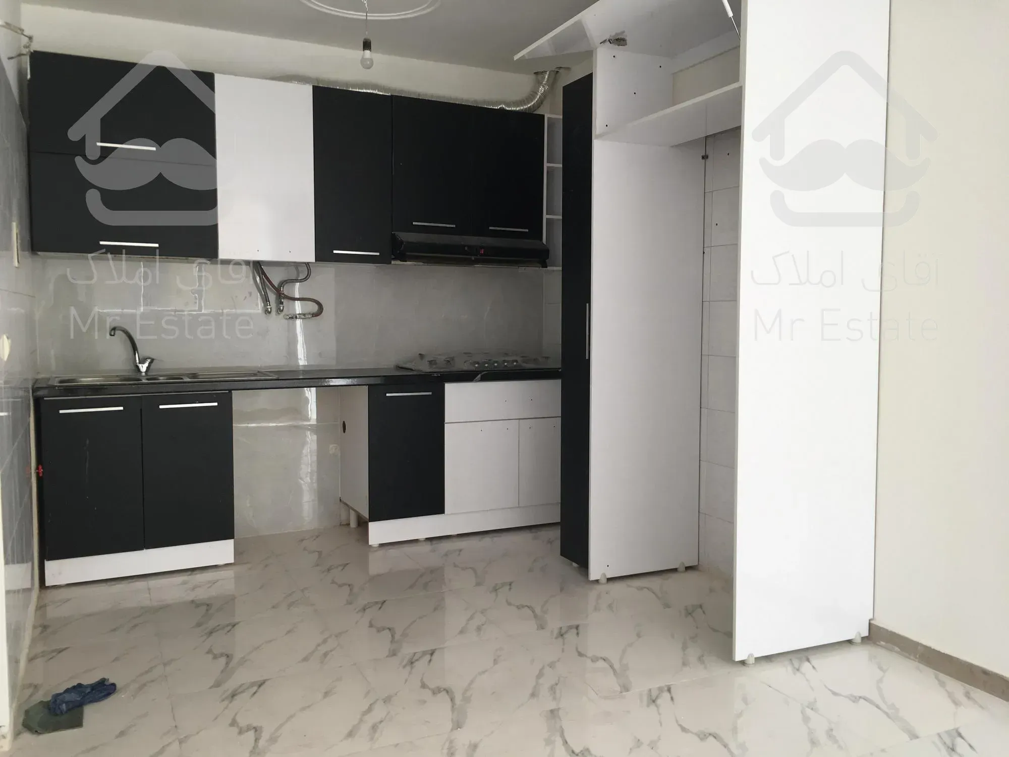 ۳۹متر/تکواحدی/طبقه اول/فول بازسازی/کارون