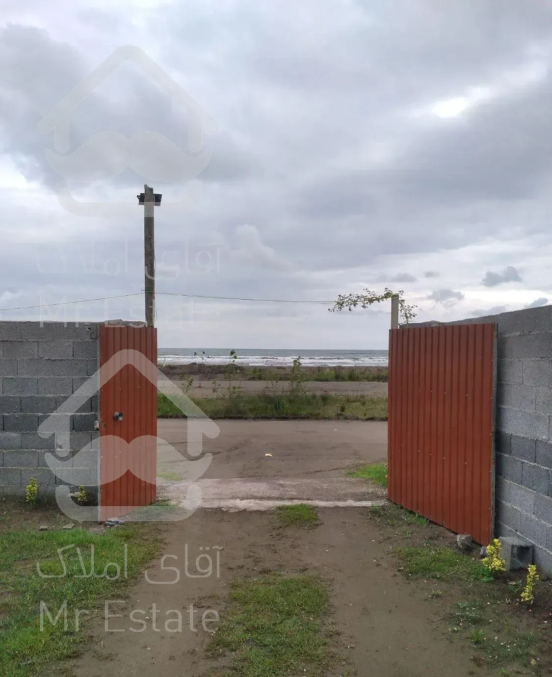 ویلای ساحلی شیک... بر یک دریا