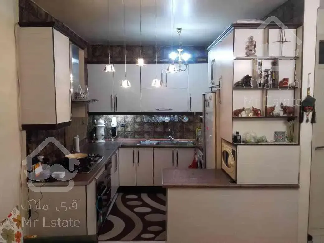 * 100 متر* دو خواب *دربلوار اباذر *