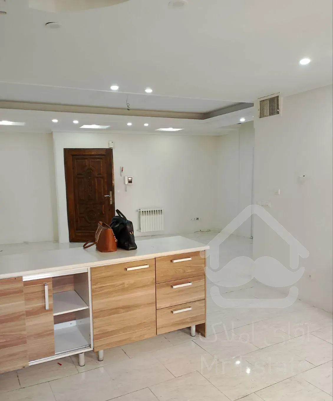 ۷۵متر/فول امکانات/بهترین لوکیشن