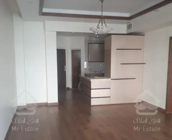 ۱۰۰ متر سعادت آباد بالای کاج