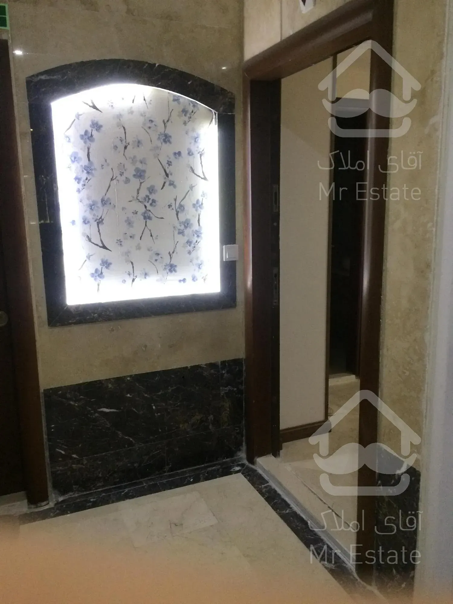 ۱۱۵متر نوساز صادقیه بهنام