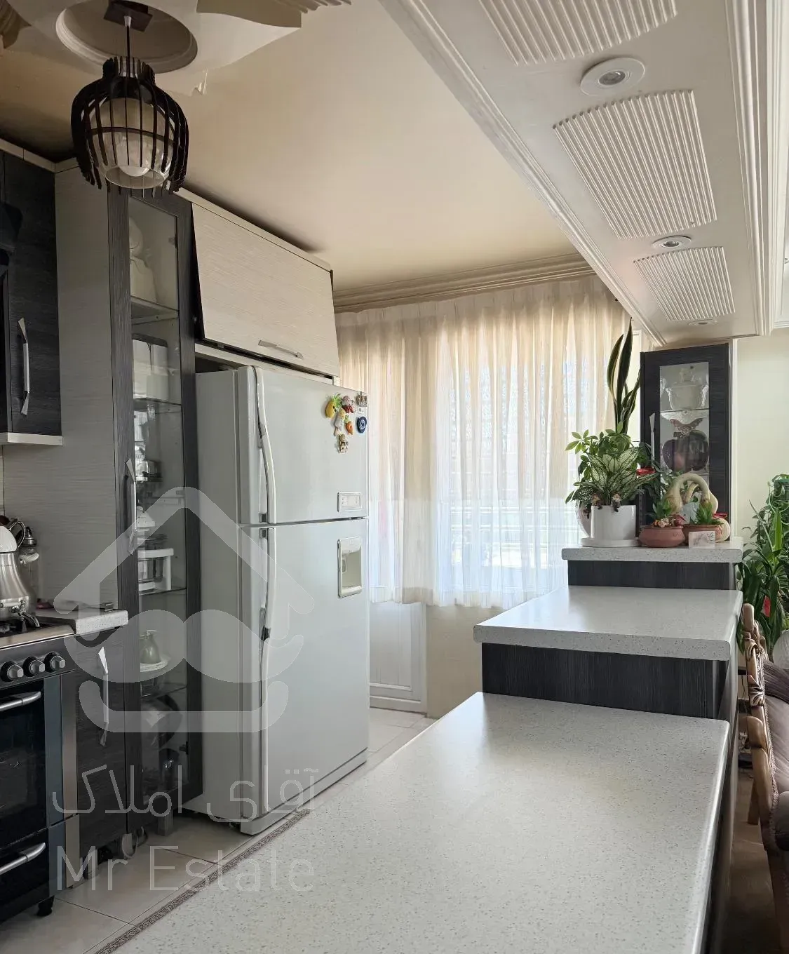 آپارتمان تک واحدی ۱۰۳ متر