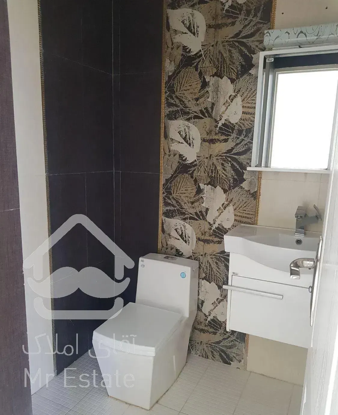 اپارتمان ۱۱۲ متری با ۸۰ متر بالکن در طبقه ۱۳ برج