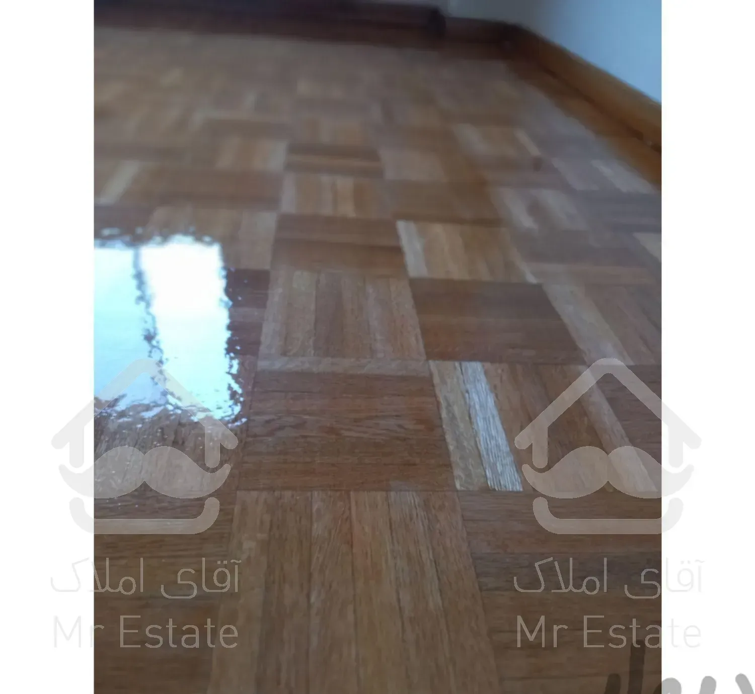 پارکت چوبی قدیمی دست دوم