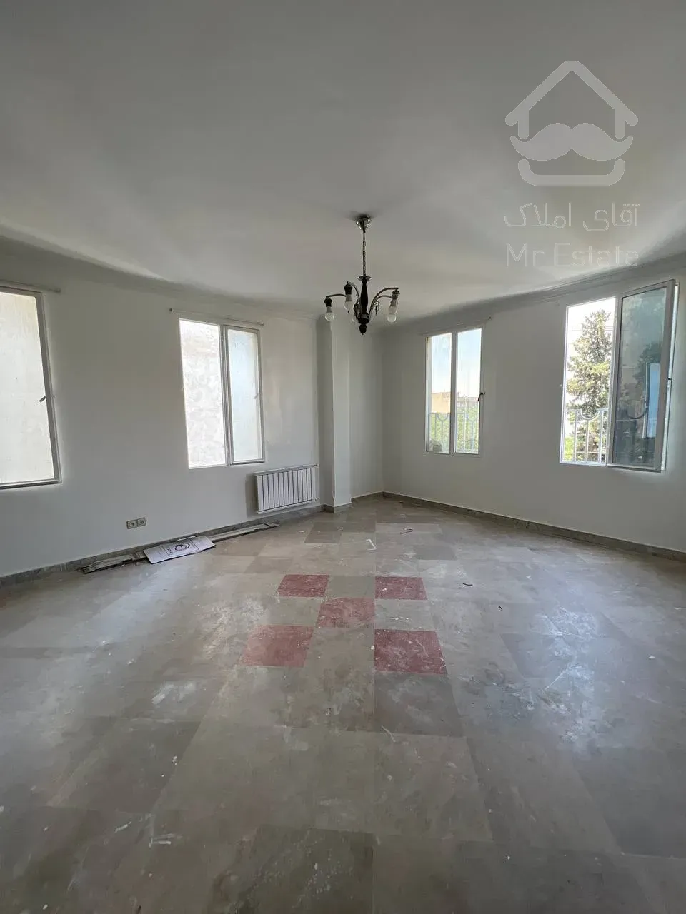 ۸۸متر۲خثاب فول روبه کوچه بدون ضعف