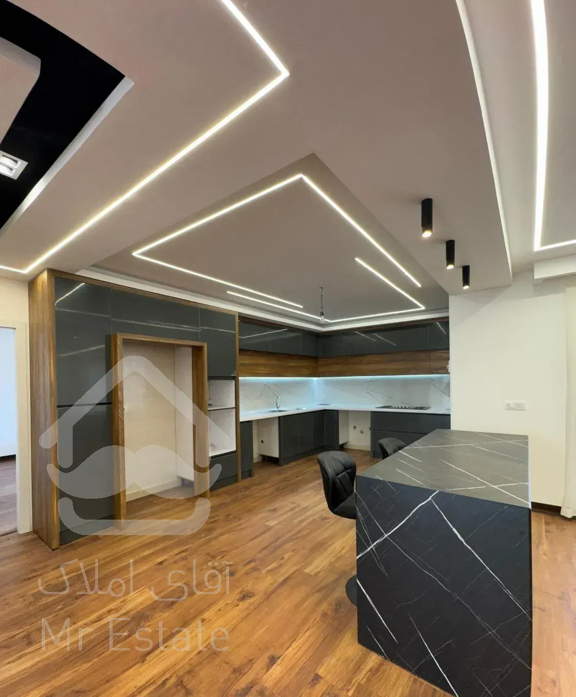 پنت لوکس دهخدا ۲۰۰ متر۳خواب/۱۸۰مترروف‌اختصاصی