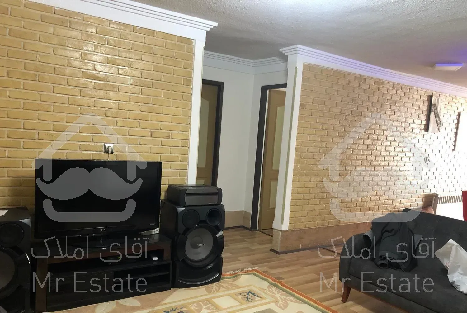 ۲۲۰ متر اپارتمان ویلایی با ۱۲۰۰ متر زمین در لواسان