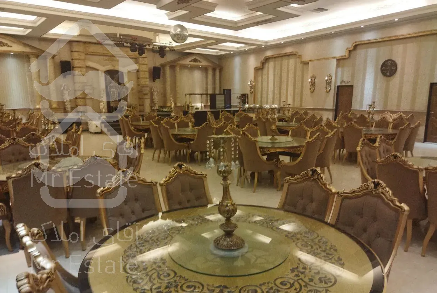 ۸۵۰متر واحد تجاری سالن همکف فردوس غرب