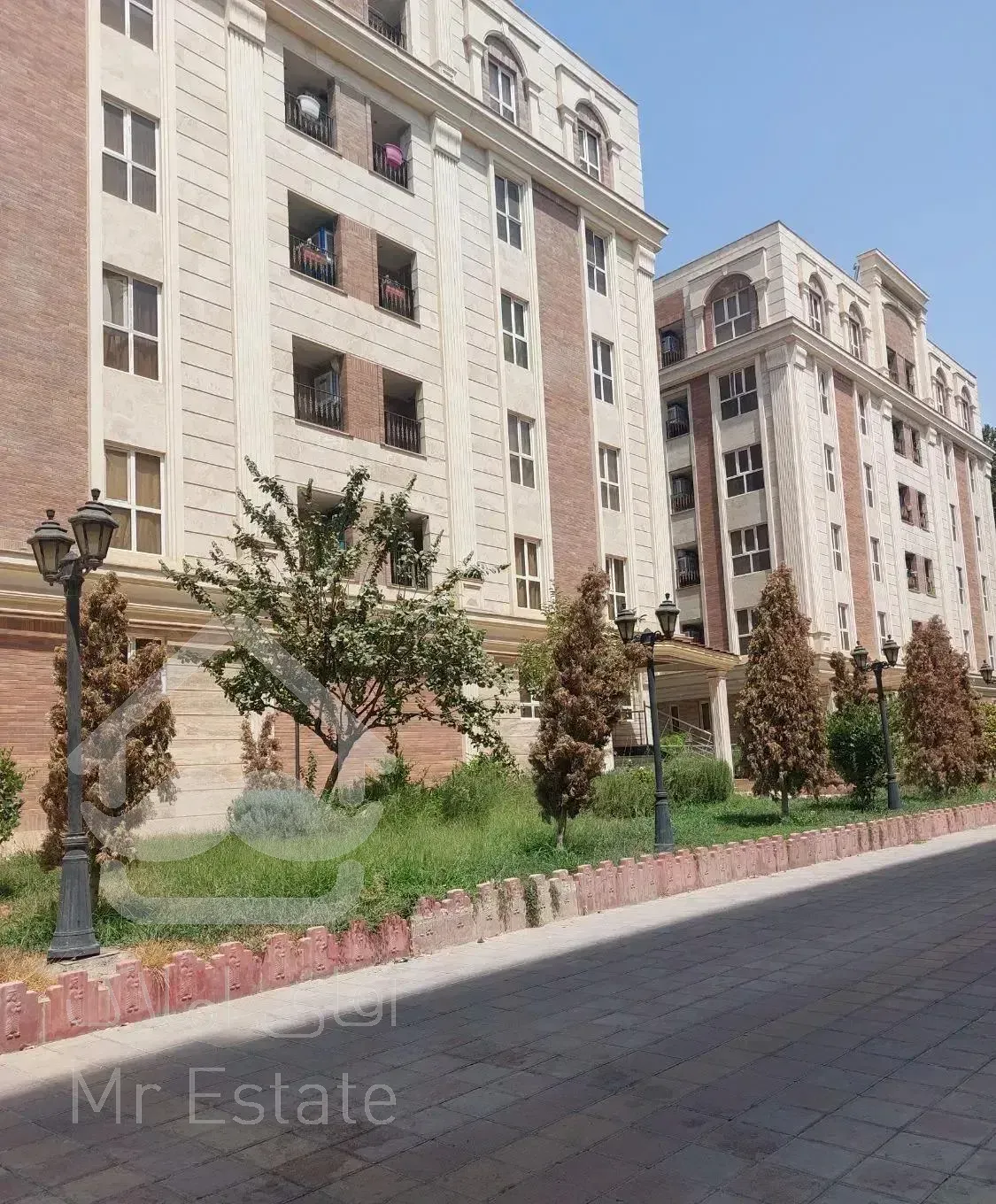 کوی مهر 92 متری واحد تخلیه لابی شیک ویو حیاط