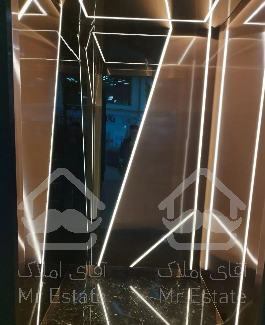 اسانسور روان بر