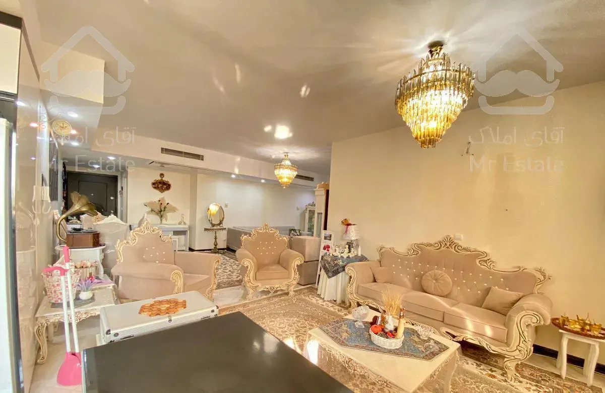 ۱۰۵ متر،نوساز،نزدیک دریاچه،جنوبی،