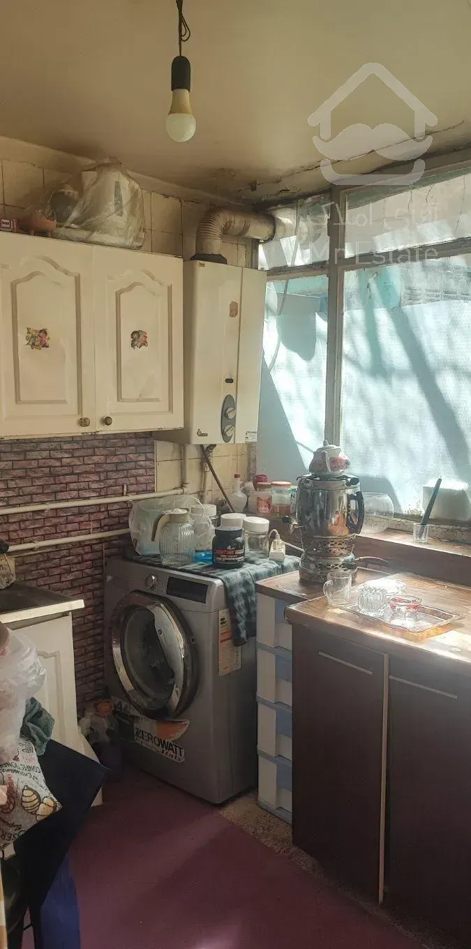 فروش آپارتمان ۸۵ متری ۱ خوابه طبقه ۱ در نازی‌آباد