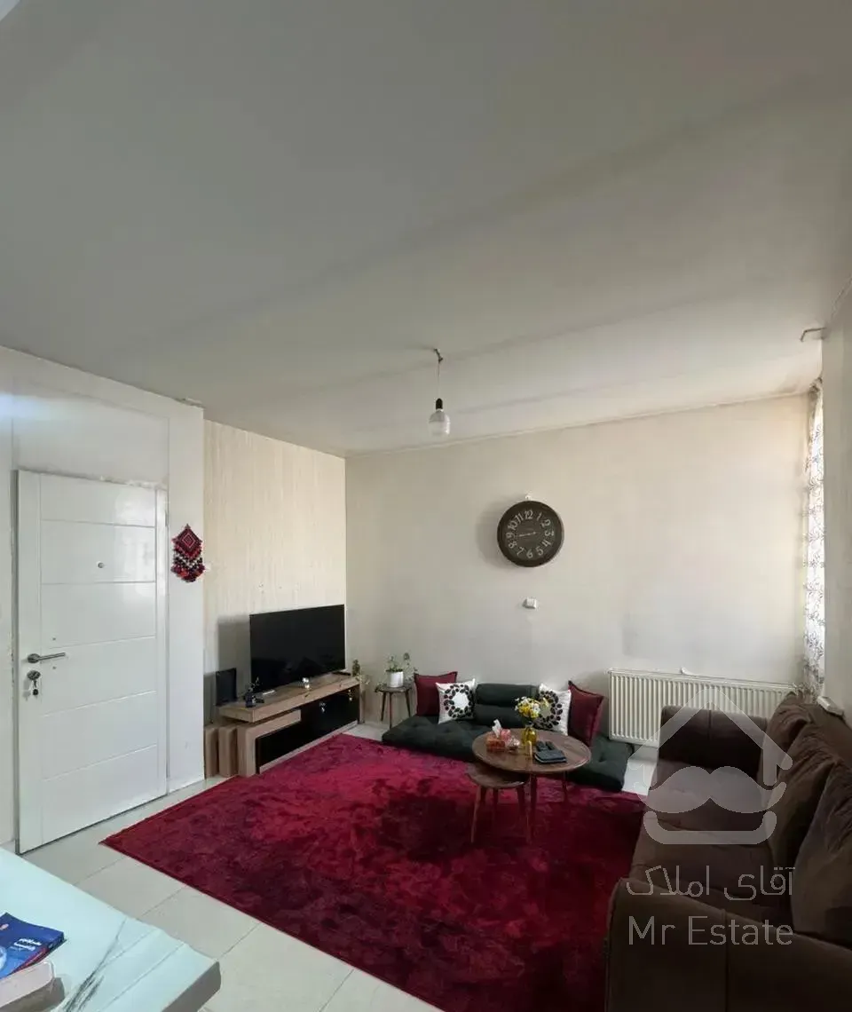 ۴۰متر با لوکیشن خوب