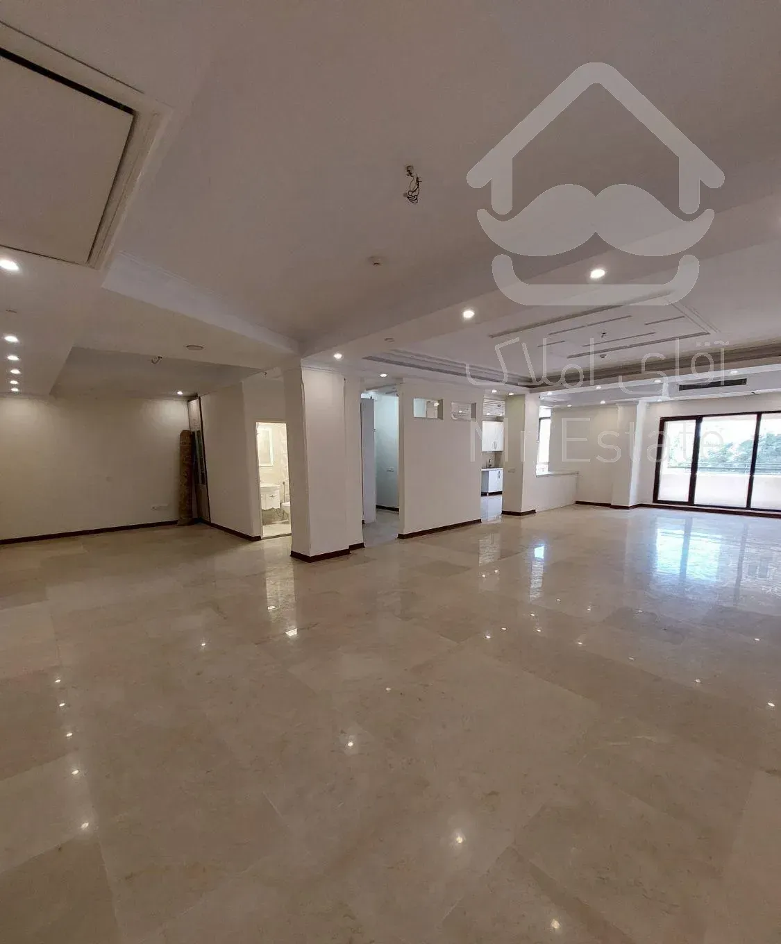 لوکیشن دنج/کلیدنخورده/فروشنده