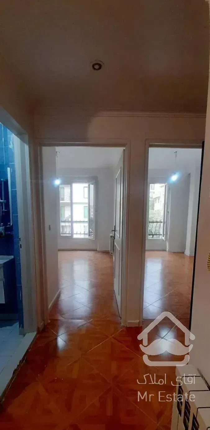 آپارتمان ۸۳ متری دو خواب