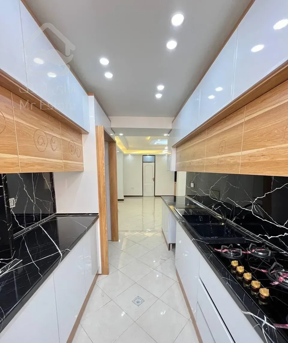 ۵۵ متررو به آفتاب نماتراوزتن وام دارغرق نورسند دار