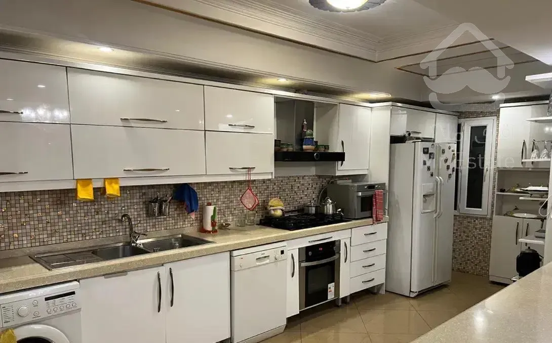 ۱۶۶ متر ظفر - شریعتی