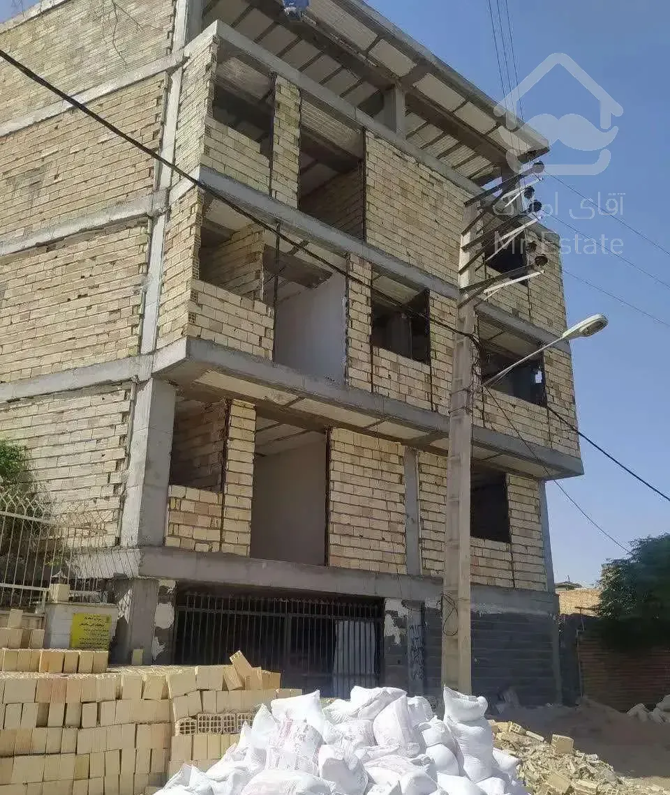 آپارتمان در حال ساخت + وام بانکی
