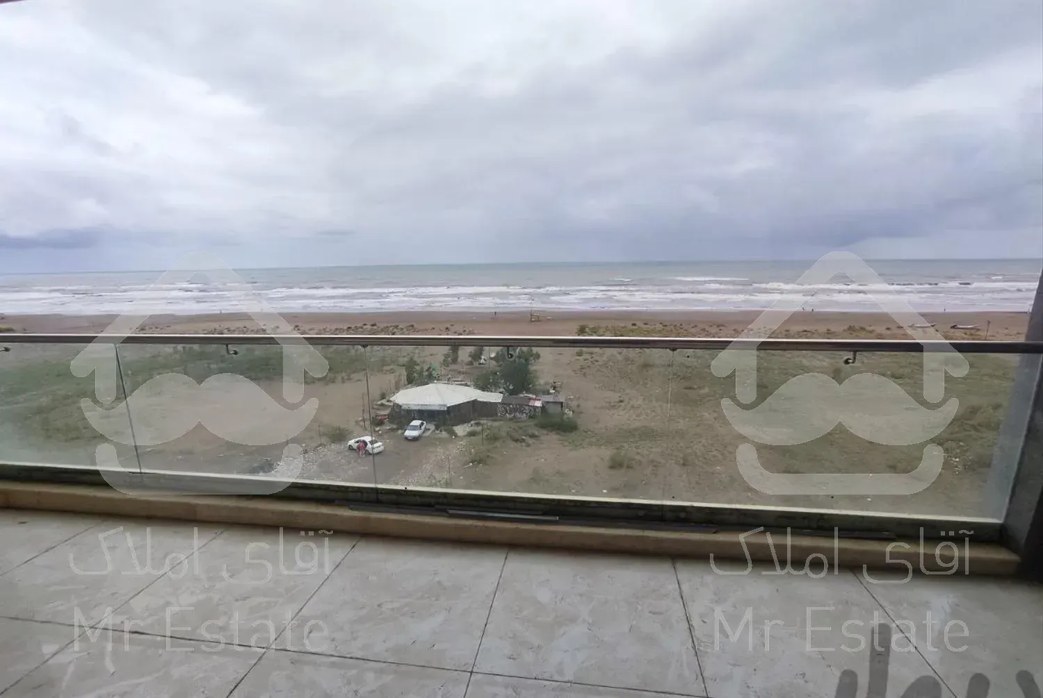 آپارتمان ۱۳۰ متری پلاک یک دریا