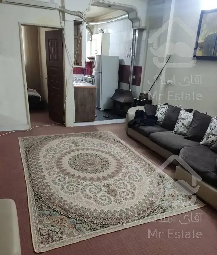 فروش آپارتمان ۶۰ متری با پارکینگ و اسانسور