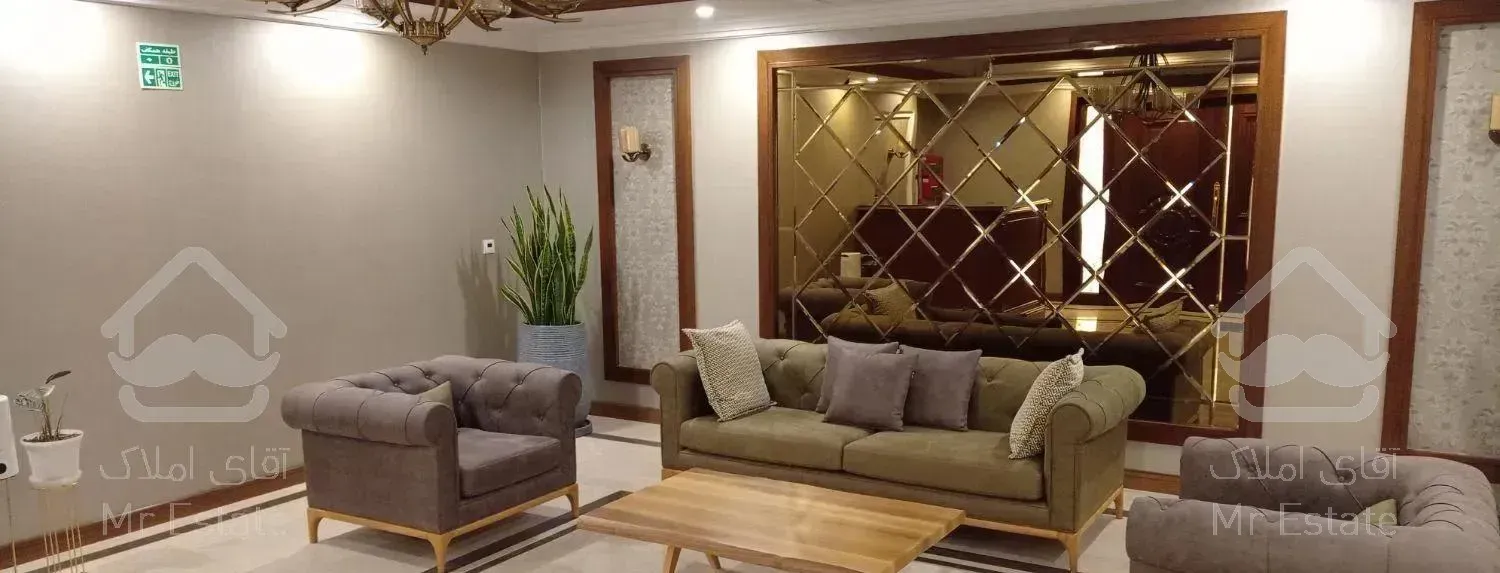 حکمت ۲۰۰ متر برند ۳ خواب ۲پارکینگ تخلیه