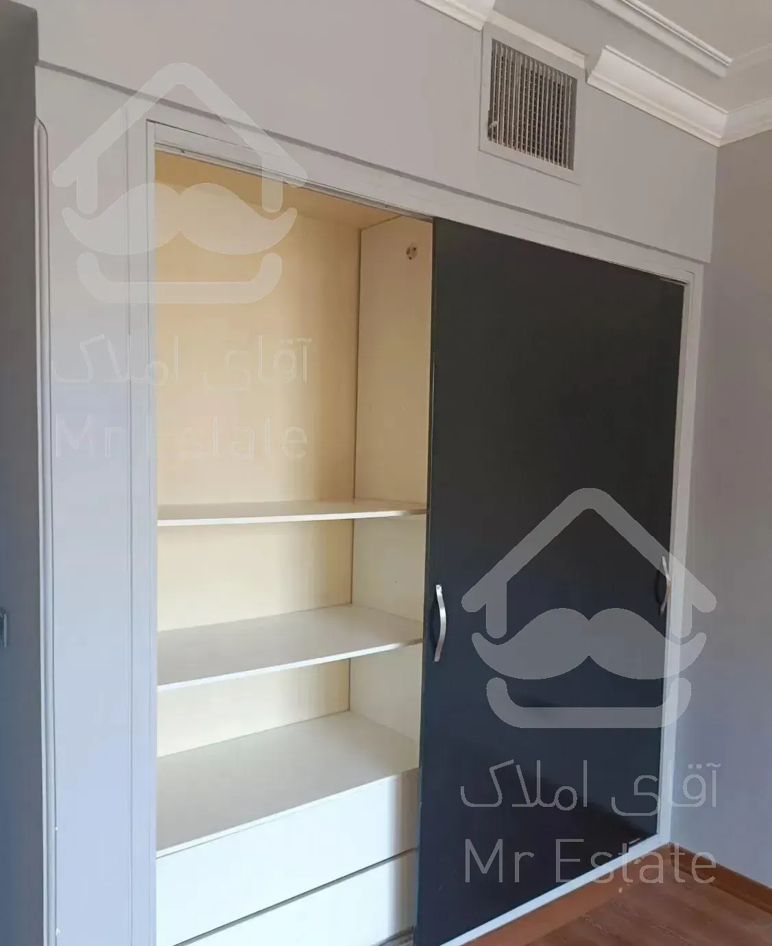 108متر.دو خواب.خ سنایی.