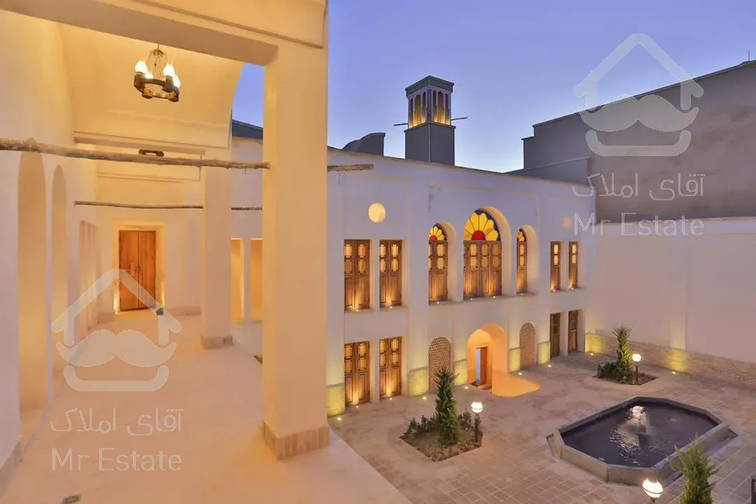 خانه تاریخی بازسازی شده