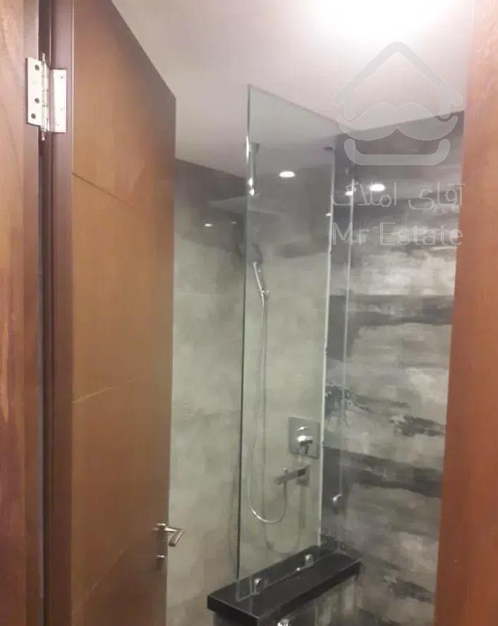 ۱۳۵متر فول نوسازی*تراس قابل چیدمان*صرافهای شمالی