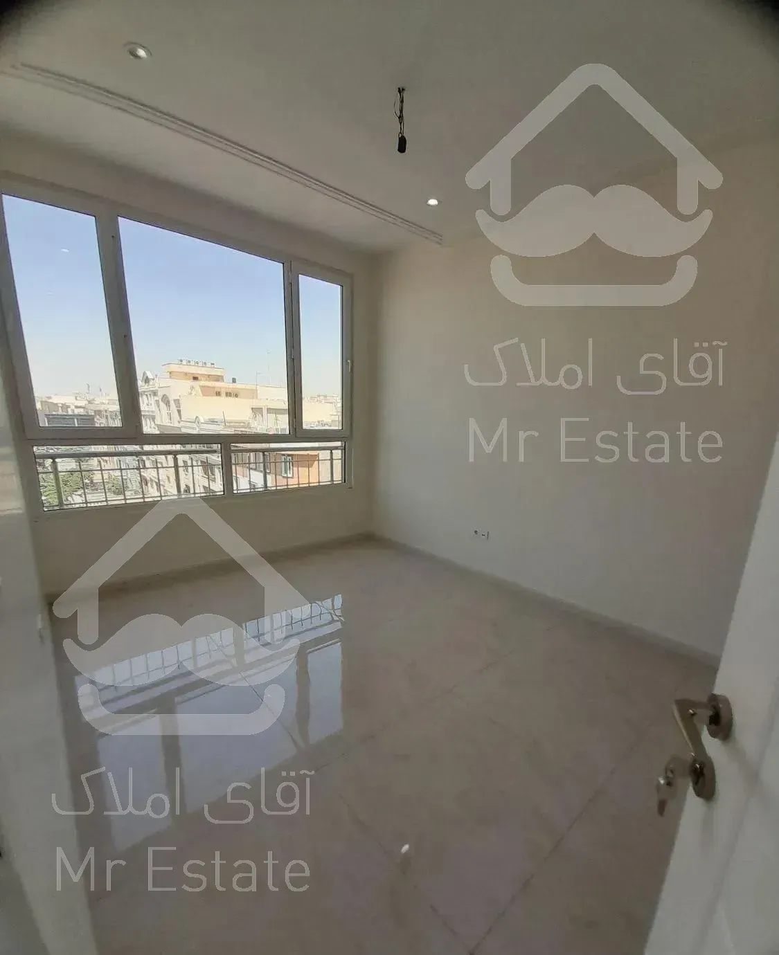 ۲۰۰متر فول امکانات شمال فردوس شرق عقیل