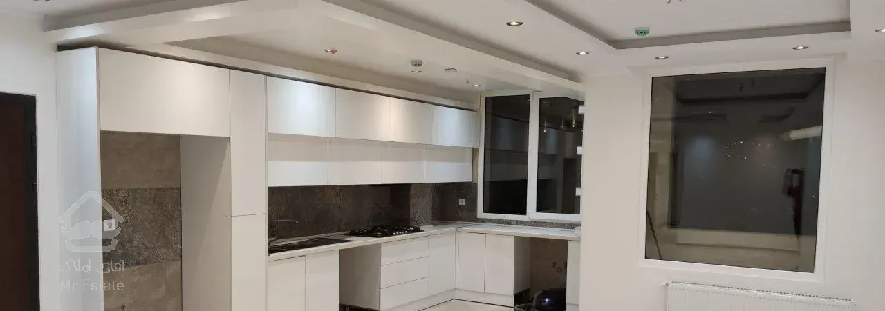 ۹۵ متر ۲ خوابه فول امکانات ژیان پناه قابل تبدیل