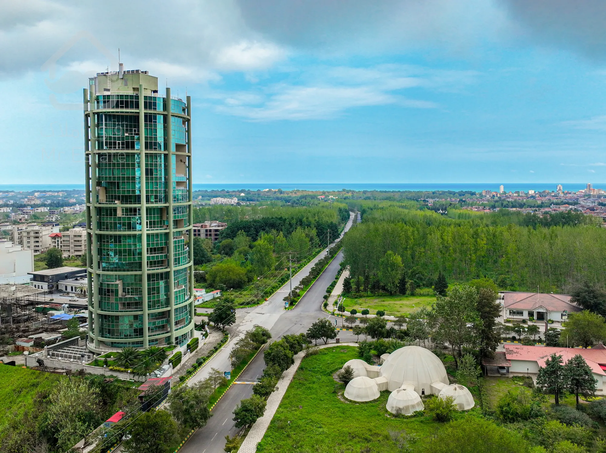 فرصت استثنایی خرید در برج مدوبن نمک‌آبرود