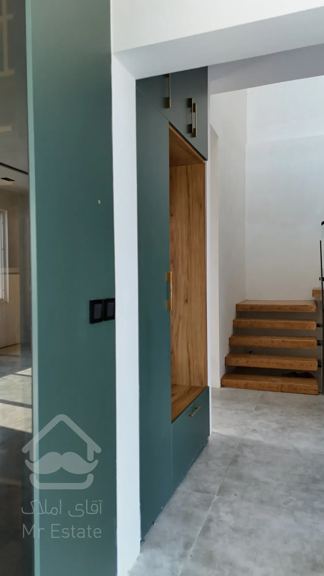 فروش ویلا لوکس استخردار شهرکی اختصاصی