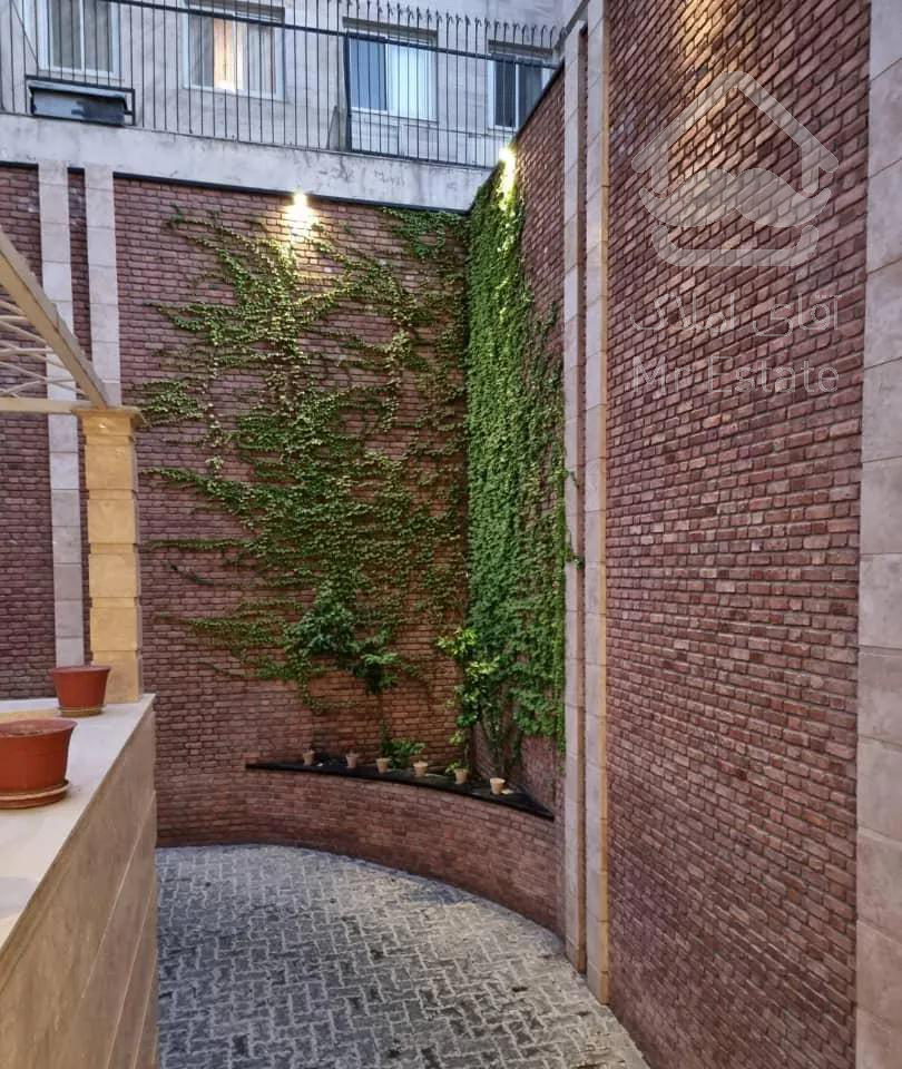 ۱۳۵ متر نوساز فول دو پارکینگ ( میرزا - سنایی )