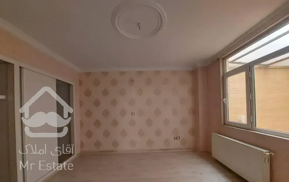 ۱۳۵ متر اندرزگو