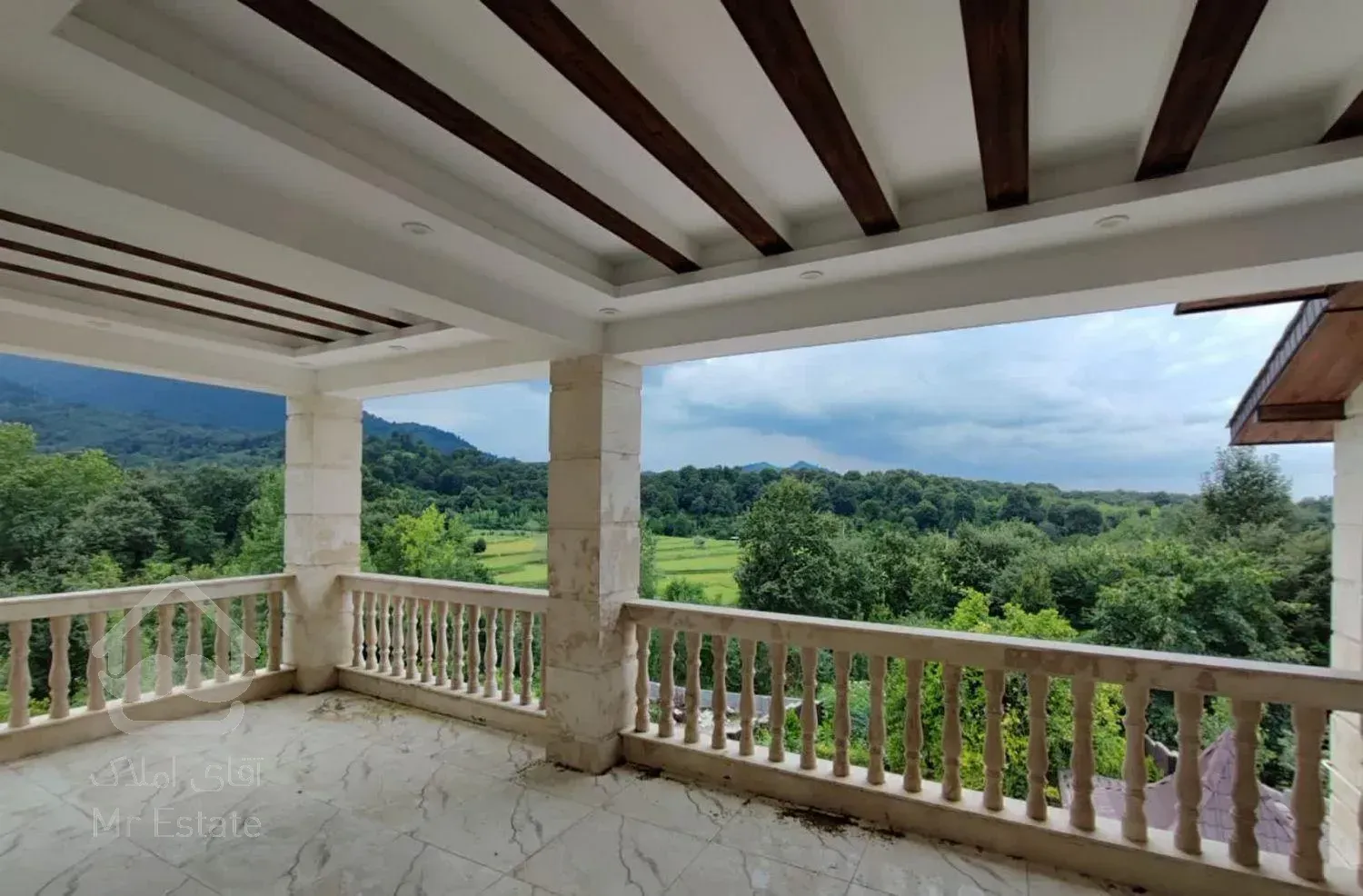 ویلاکوهستانی.استخرباویواستثنایی و ابدی کوه شالیزار