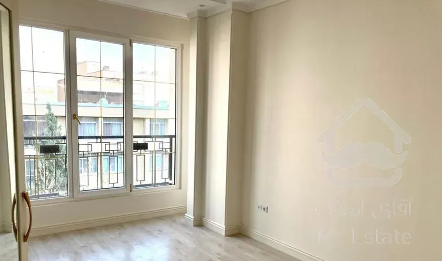 فروش آپارتمان ۱۳۰ متری ۳ خوابه در میرداماد